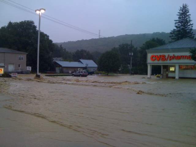 2011 flood 3
