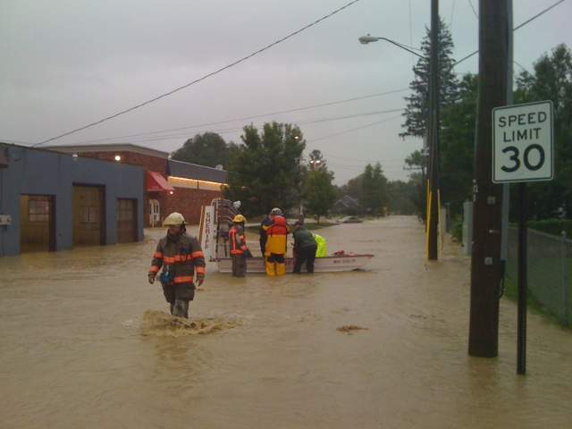 flood 4 2011