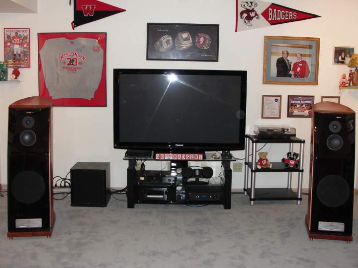 Usher Speakers - HT 