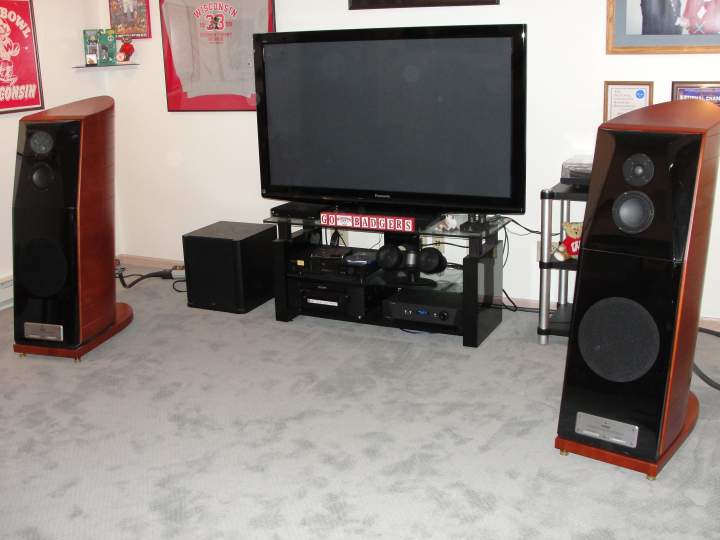 Usher Speakers - HT 