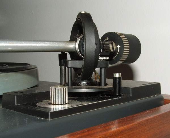 Dual 1219 Standard Play Arm Height