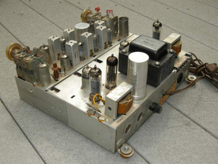Receiver SE EL84 (1) rear