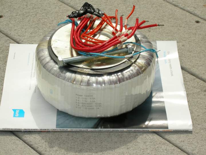Trafomatic
1200VA
Prim: 115/230V
Sec. 1: 52-0-52V, 10.5V
Sec. 2: 13V, 1A