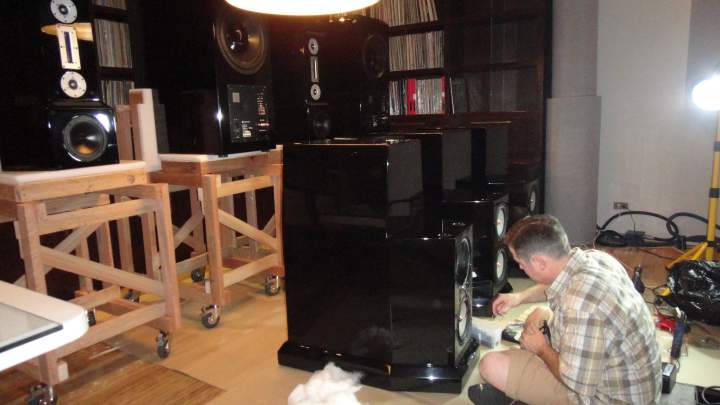 Damon working on Jimmys VR 11 Mk2