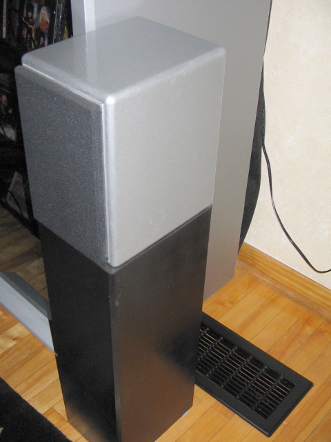 Opening to IB subwoofer