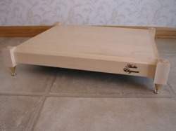 Audio Elegance Dakota amp stand