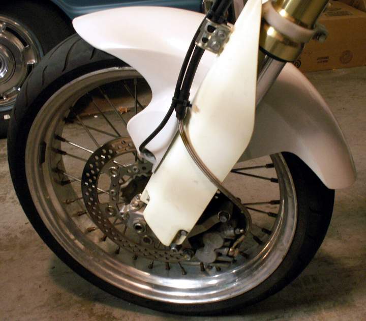 sm fender-4, left side close-up