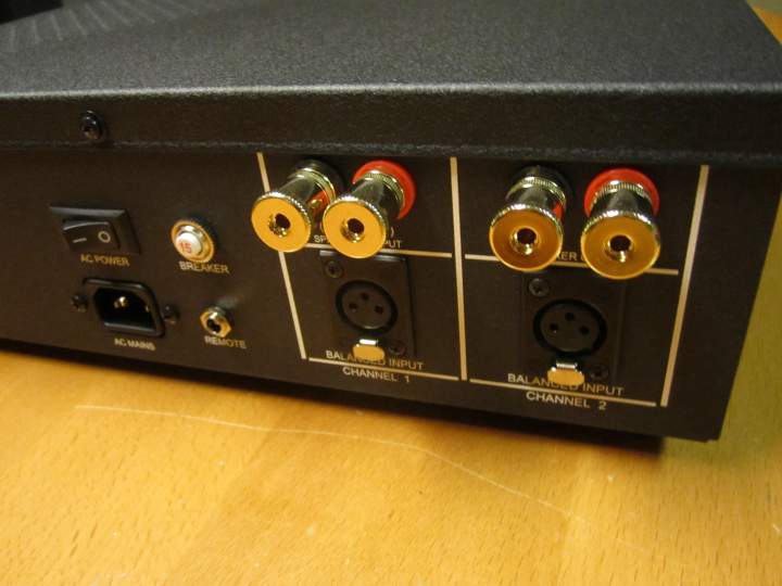 Close up of new DAC4800A back.