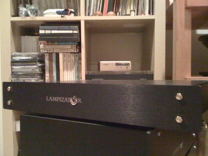 Lampizator Level 3 in a slim Level 2 case.