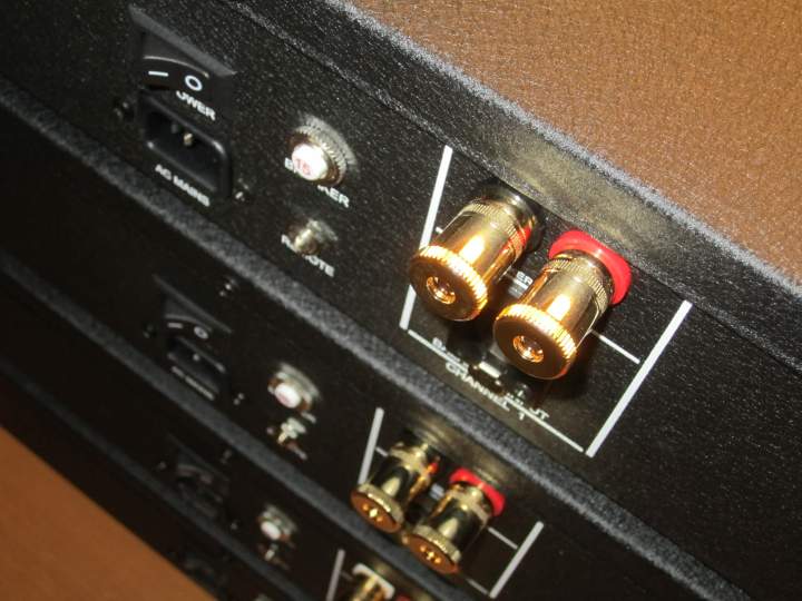 Gold Binding Posts on the Faceless Cherry MONO