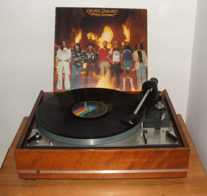 Lynyrd Skynyrd - Street Survivors