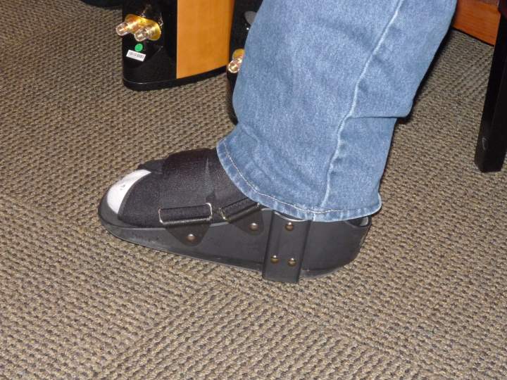 Scott's boot cast.