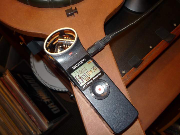 Zoom H1