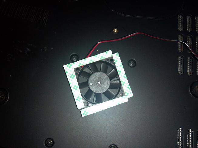 Fan w/ Double Sided Tape