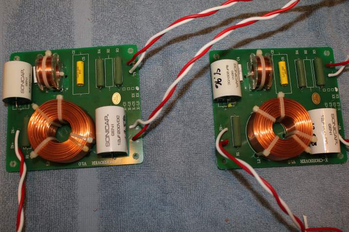 Picture showing stock X-LS Encore crossovers modified to replace Mylar caps with Sonicaps