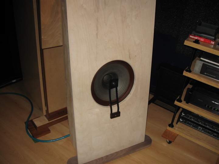 Electrovoice SP15 with Cyclop LPG 26N center tweeter mounting.