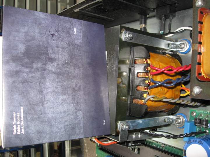 Power transformer size comparaison