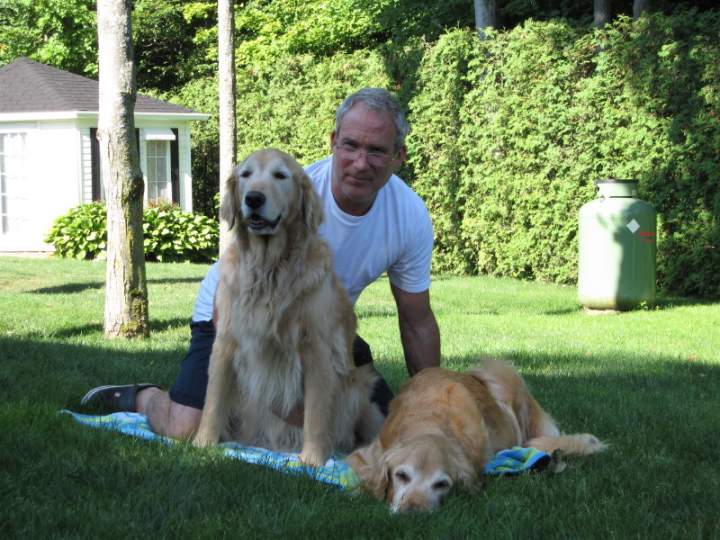 ROBERT & POOCHIES