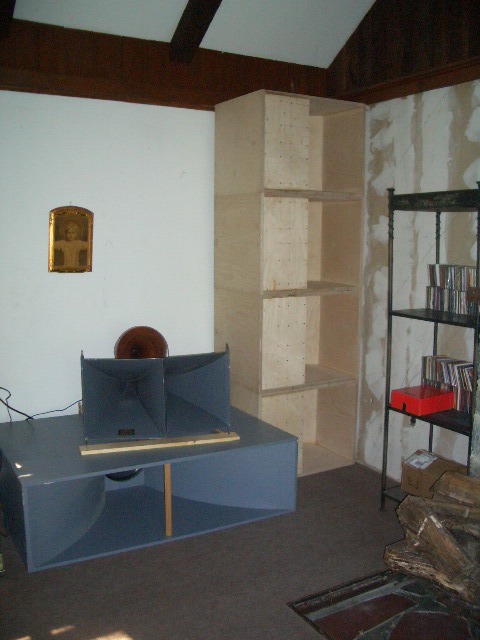 subwoofer 8 ft by 3 ft