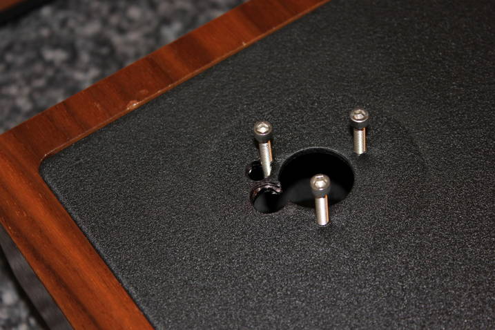VPI Classic hole in tonearm mount