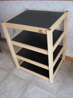 Audio Elegance Frontier series equipment rack