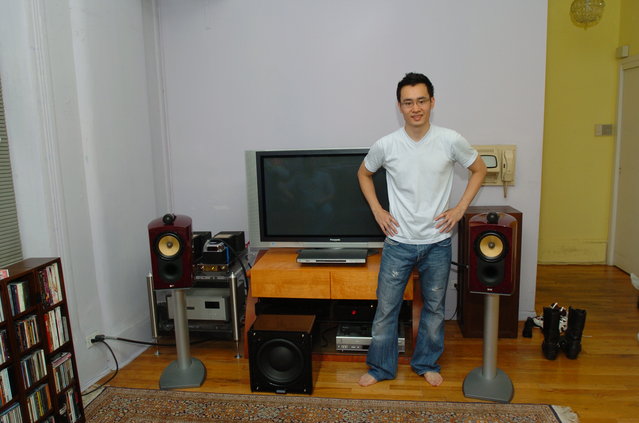 Scott Lee and his Jadis/B&W/Wadia/Gryhpon system