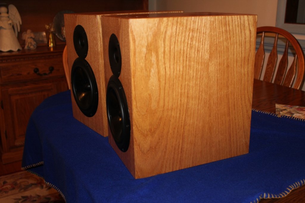 X-LS Encore in Red Oak - Right side view