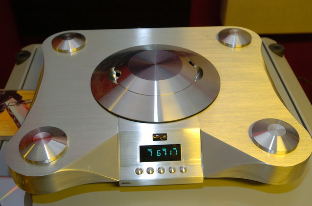 Oracle CD Player