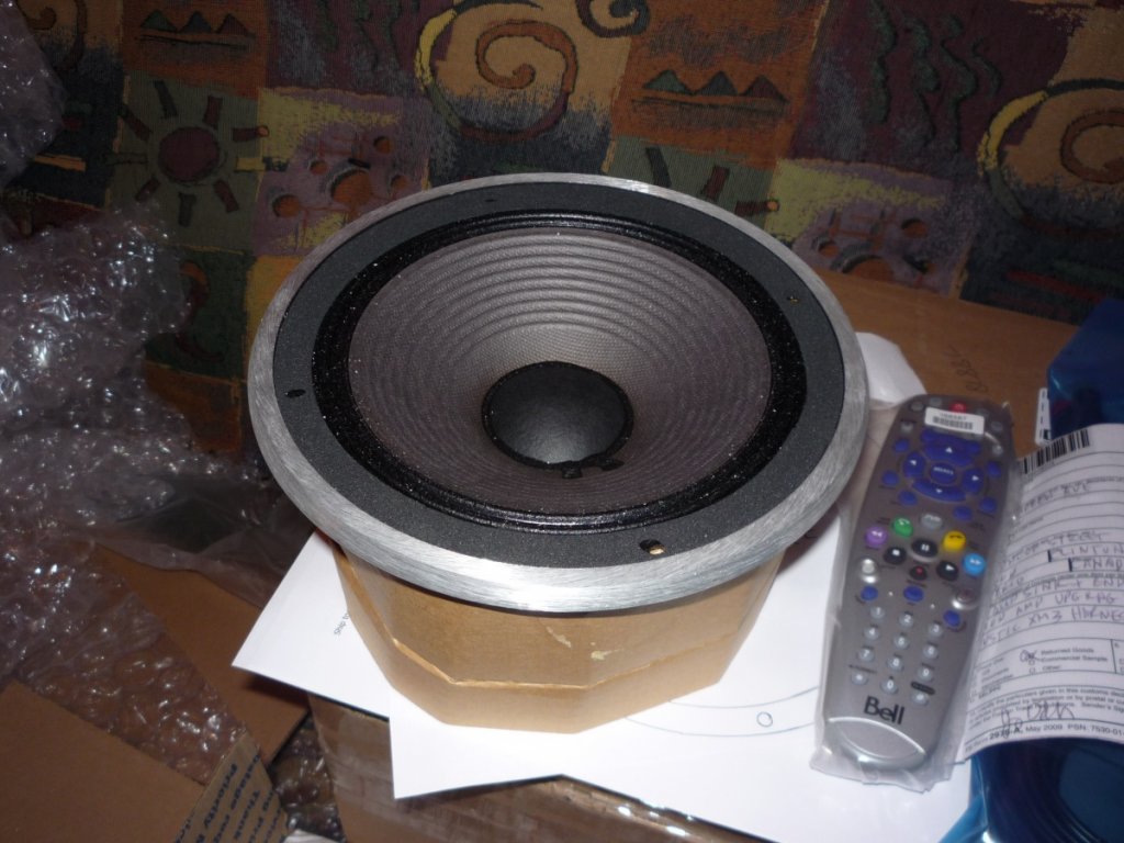 JBL 2118 for midbass