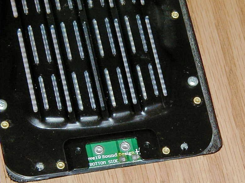 Level 9 Neo panel front