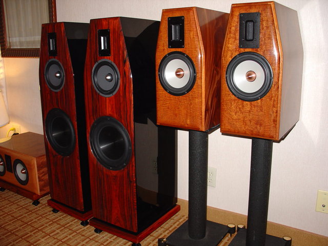 Salk speakers