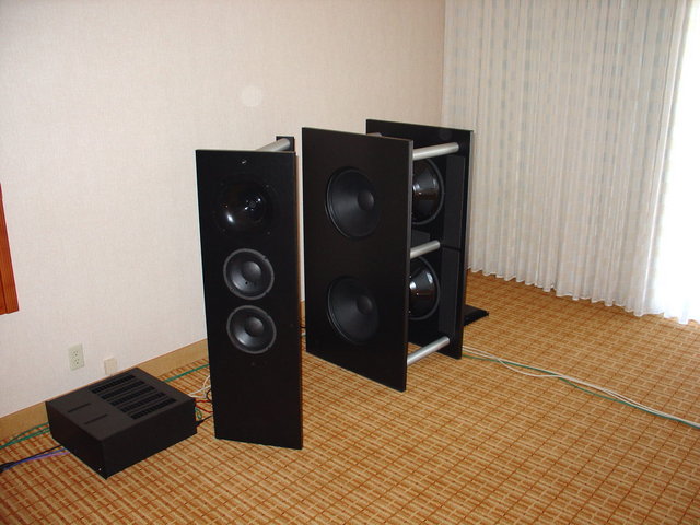 Emerald Physics Nemesis waveguide speaker