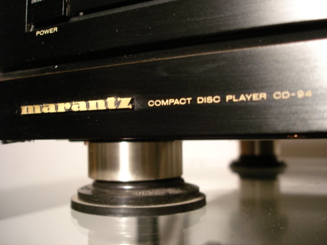 front logo - marantz cd-94 player.