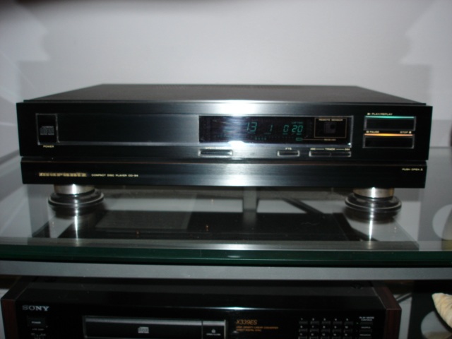 Just a nother day in the limelite. - marantz cd-94 . born on date: September 1987.
 "She's a keeper"