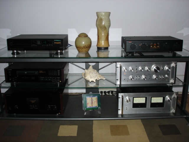 October 2006 audio set up. - Heavy Glass rack.