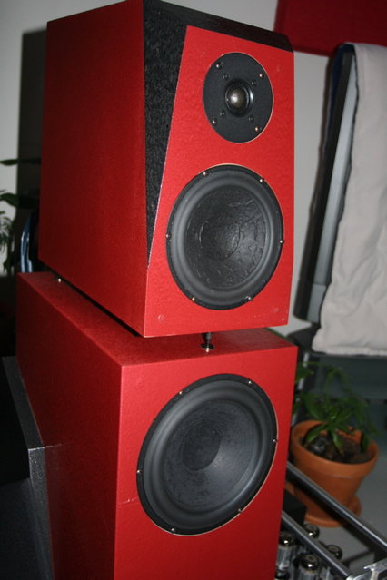 GeerS eVe II close up of all drivers