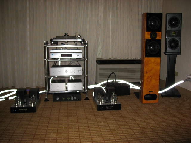 Acoustic Zen Room - Acoustic Zen Speakers - Response Audio Bella Extreme 3205's - ModWright Preamp