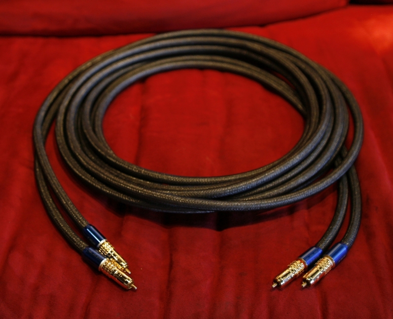 Tara Labs RSC Air 3 Series 2 RCA 4.5 Meters