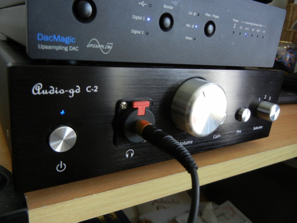 Audio-gd C-2 