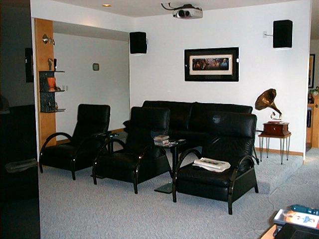 VMPS Dipoles on the back wall.