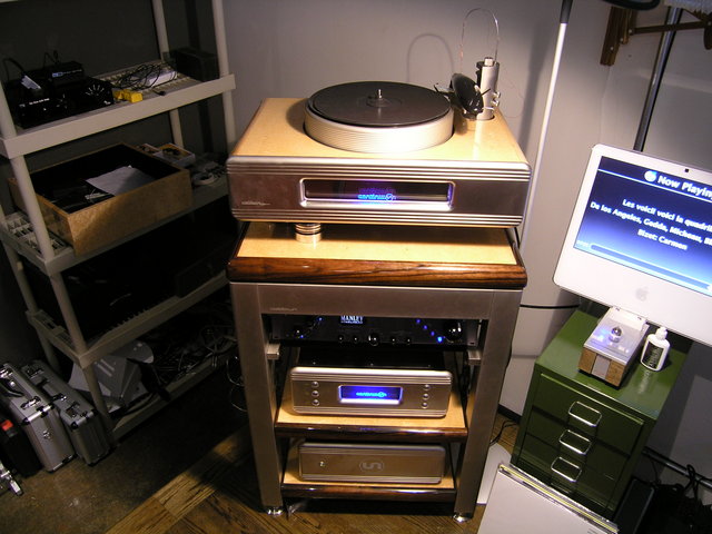 Continuum in the Signals listening studio - The Caliburn rig with an AirTight PC1 cart into a Manley Steelhead. To the right: my iMac driving a Wavelength Cosecant USB DAC.