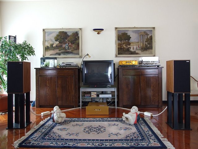 Mit cables Harbeth C7ES speakers and Odyssey Stratos amp