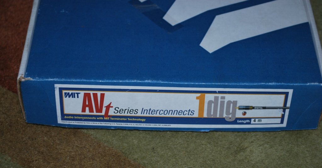 MIT AVt box