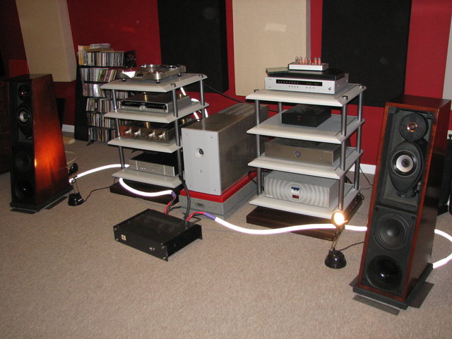 Green Mountain Pico Mideo speakers, Aksa amp, Blue Circle, Dodson, Oracle electronics