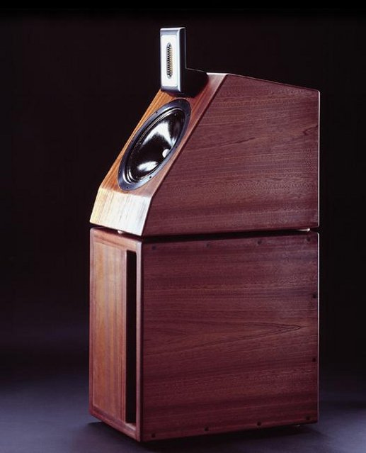 Boenicke Grand Medium - Sideview of a very good fine instrument.
Very pricey ... but very well made too!
100db efficient. 
A masterpiece!
