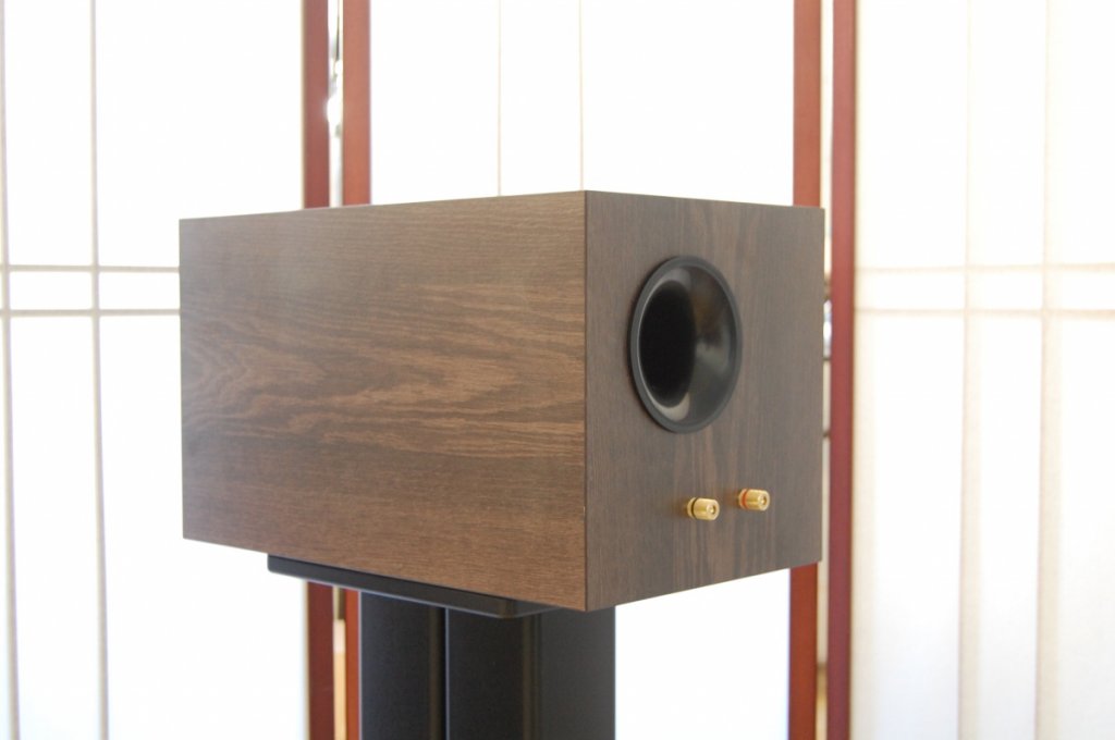 Omega Speaker Systems Super 3 mono speaker 6