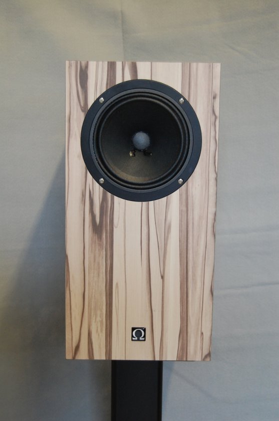 omega speaker systems rs7 99