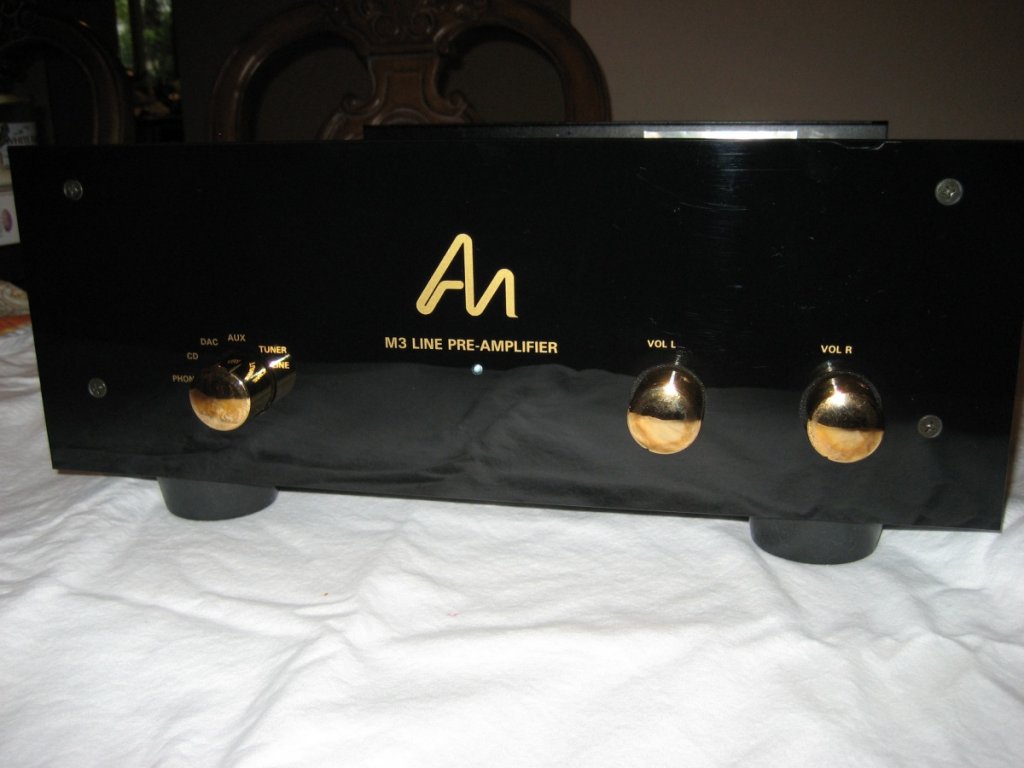 Front showing individual L and R volume control.