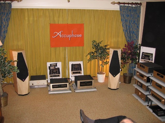 Accuphase