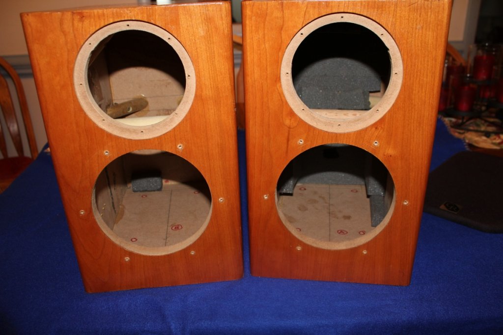 N2X Cabinets - Front View with Grills Off